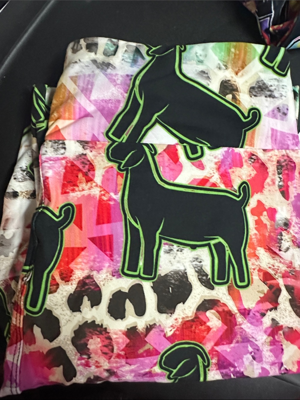 Woman’s small / medium legging Multicolor Graphic Top with Neon Green show lambs